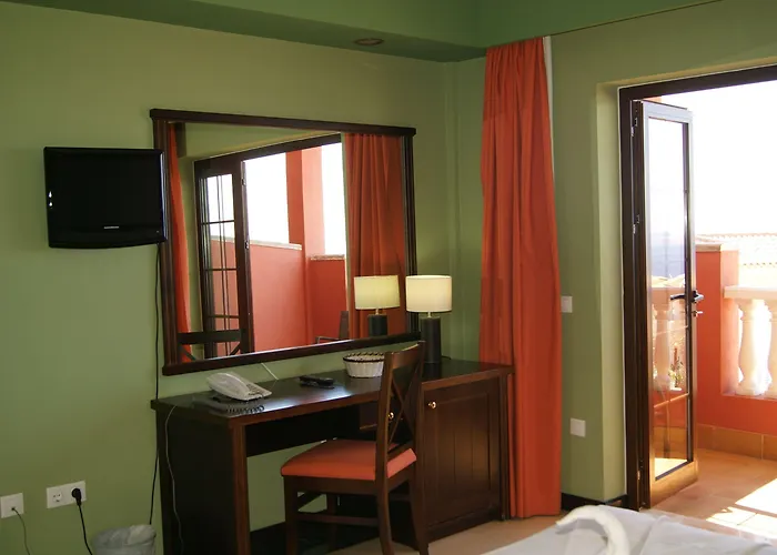 Hotel Grand Callao 4*