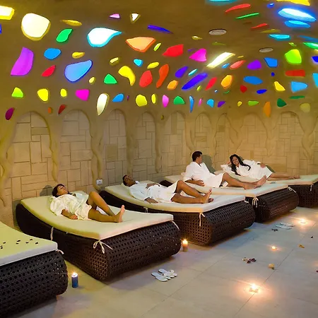 Отель Grand Callao 4*